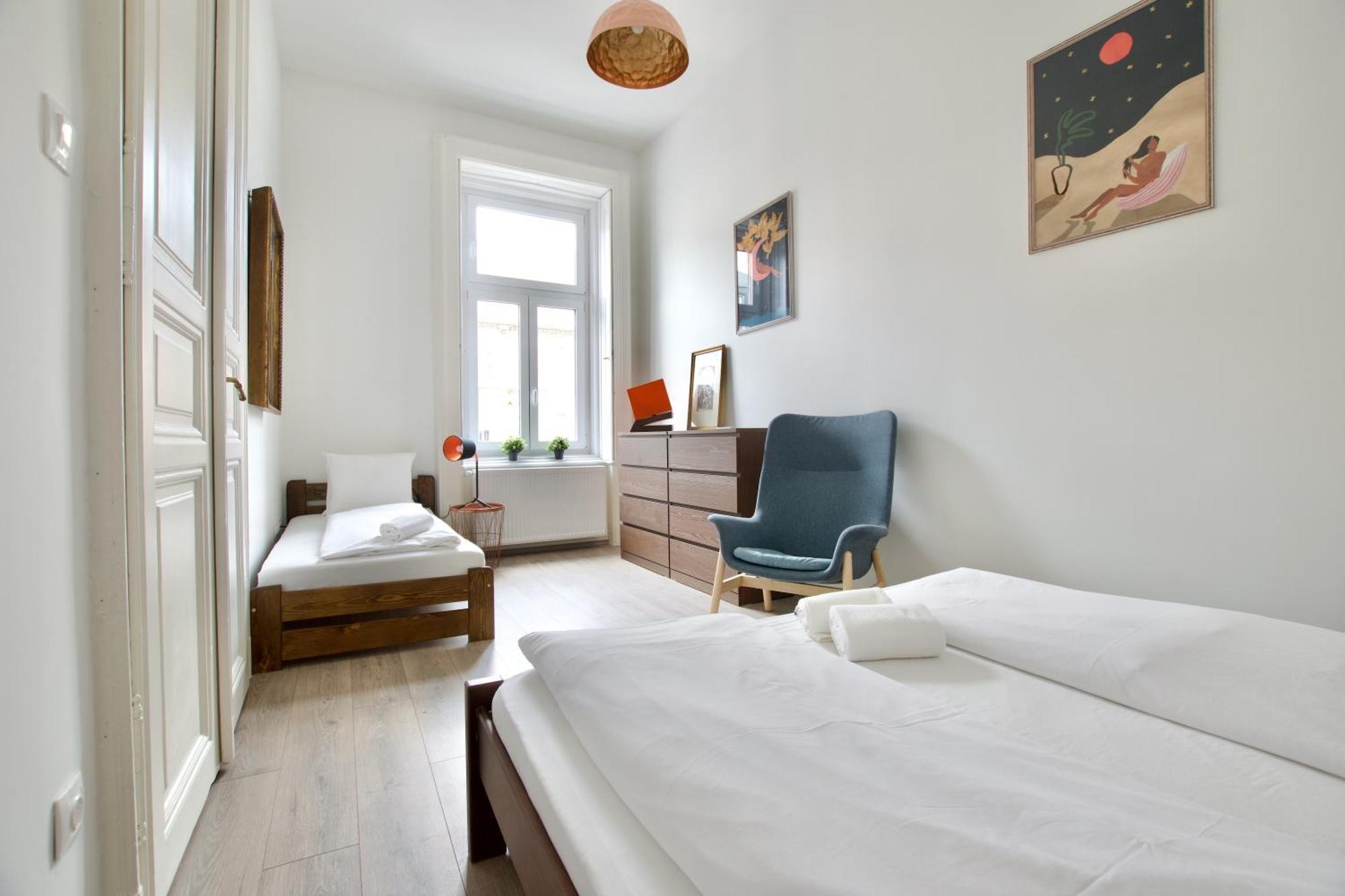 Apartament By Hi5 Apartments- Erzsebet 44 *
