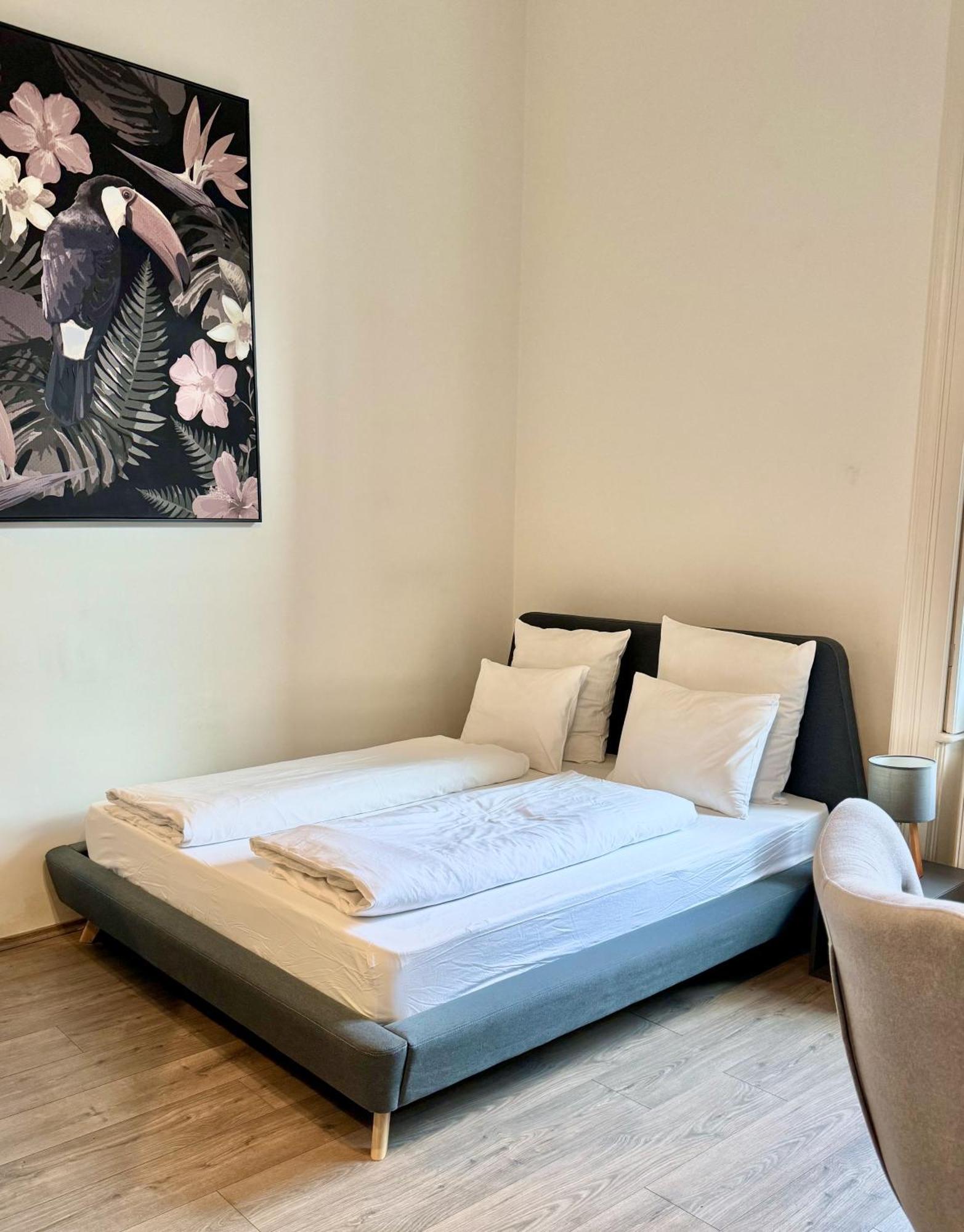 By Hi5 Apartments- Erzsebet 44 * Budapeszt